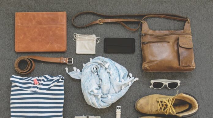 Favorit mezi sportovními dámskými taškami? Jednoznačně crossbody kabelka