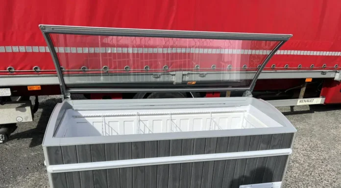 Pultový mrazák je nedílnou součástí moderního provozu i domácnosti